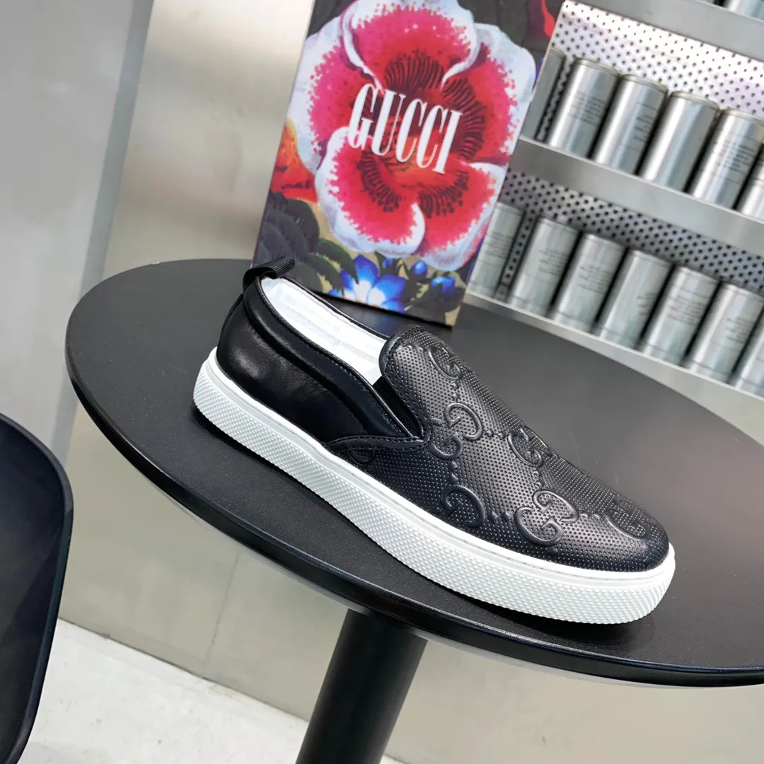 P380 👟 (1:1 replica of the official website of running volume models) 🇮🇹🇮🇹 "GUCCI" 🔍🔍Men's 2025 counters are on sale simultaneously, fashionable and casual, comfortable and breathable, imported waterproof fabrics, the first choice for trendy men, imported sheepskin lining, fashionable and trendy, trendy men Essential, soles: original soles provided by the original factory, exclusive movable molded soles, super comfortable, original factory goods, 🔍🔍high quality, you can enter and exit the counter at will, 38-44, (37 and 45 can be customized, non-refundable and non-exchangeable) available in stock, you deserve it No. 005